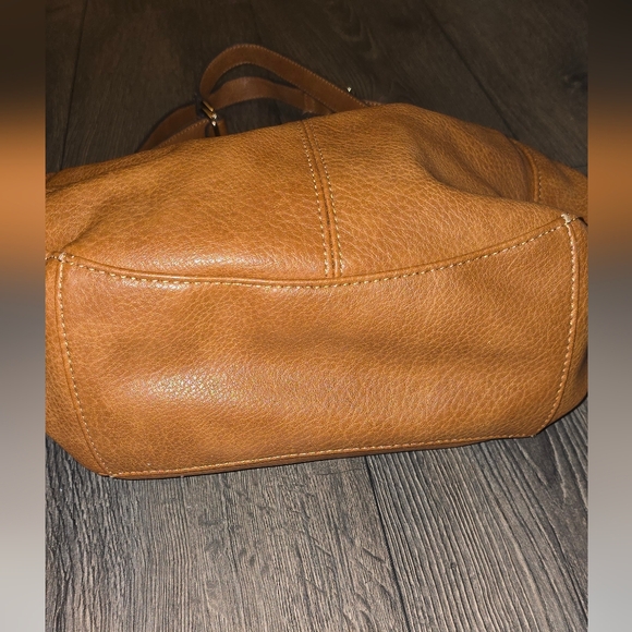 Stitch Fix Street Level Vegan Leather Cognac Hobo Finley Bag Gold Hardware - Picture 6 of 10
